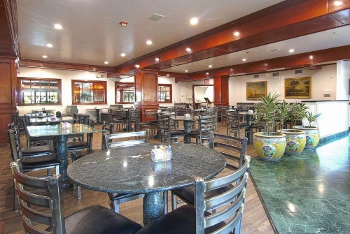 Azure Hotel & Suites Ontario, A Trademark Collection Hotel image 10